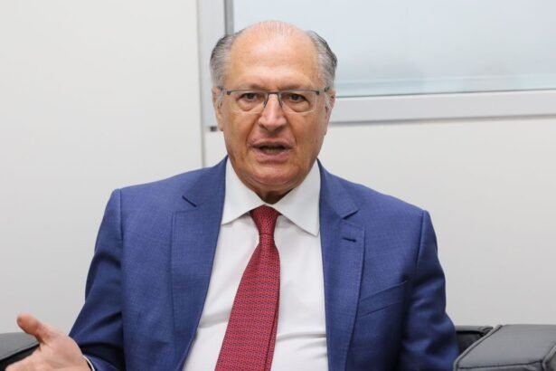 Vice-presidente da República e ministro do Desenvolvimento, Indústria, Comércio e Serviços (Mdic), Geraldo Alckmin foi diagnosticado com covid-19 — Foto: Wilson Dias/Agência Brasil