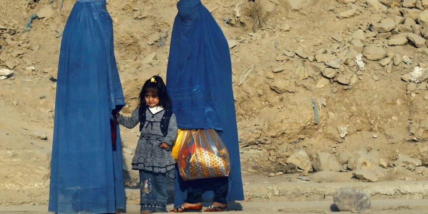 Afeganistão: ano letivo começa sem a presença de 1 milhão de meninas