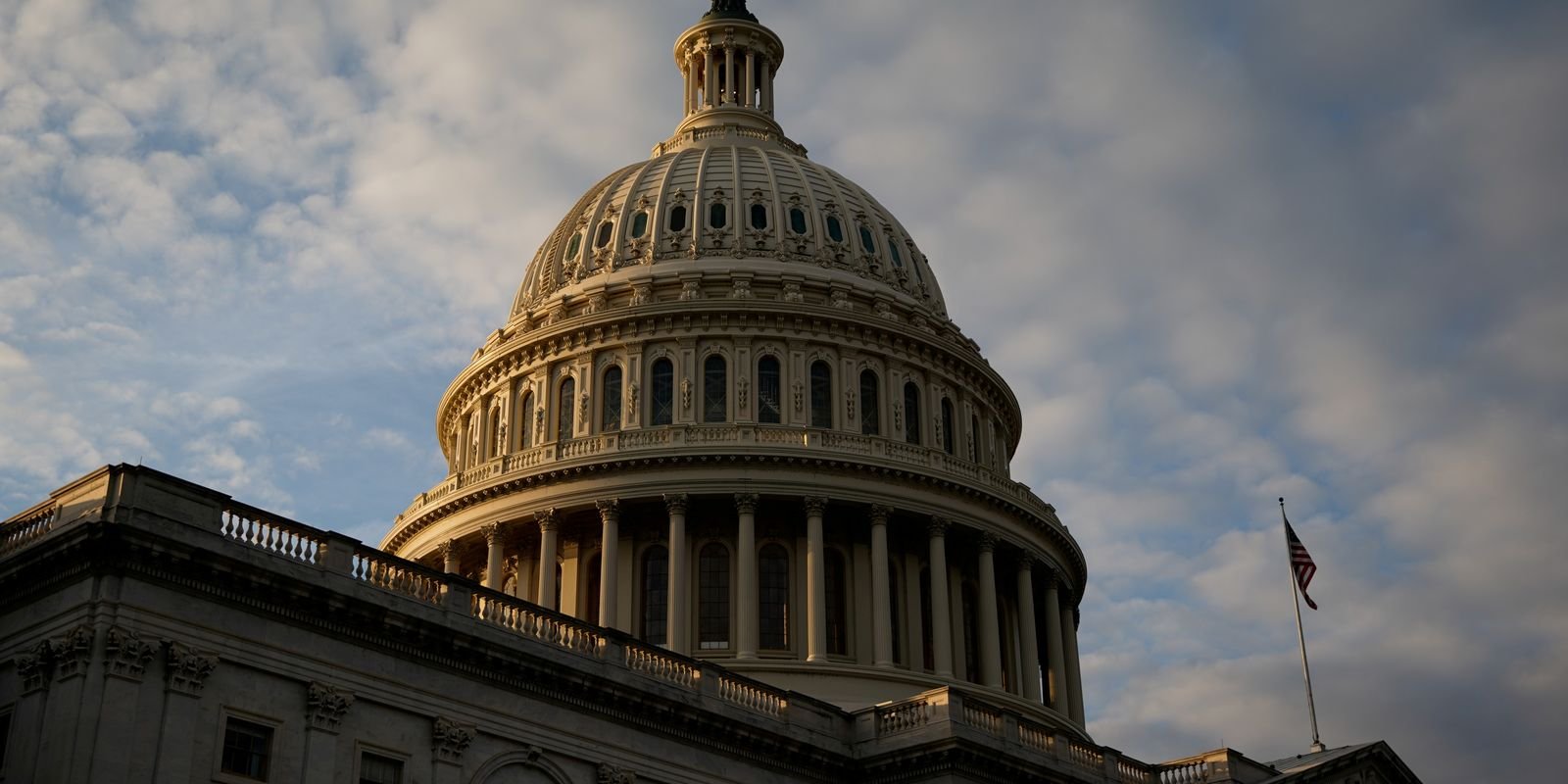 Câmara dos EUA aprova projeto de lei para forçar venda do TikTok