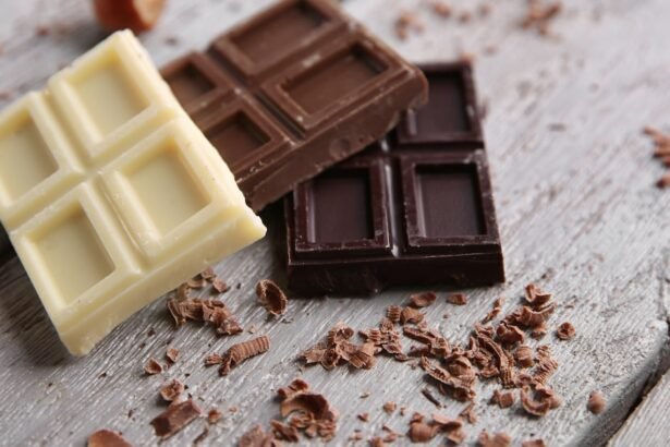 Chocolate branco, ao leite ou amargo: qual é o mais vantajoso para a saúde?