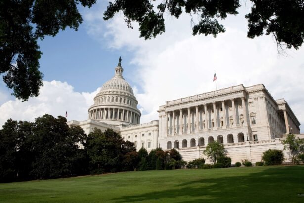Congresso dos EUA evita paralisação do governo e aprova projeto de US$1,2 trilhão