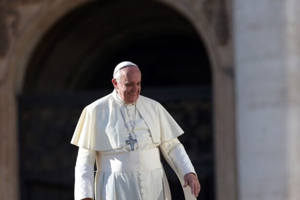 Em mensagem de Páscoa, Papa Francisco pede cessar-fogo imediato em Gaza