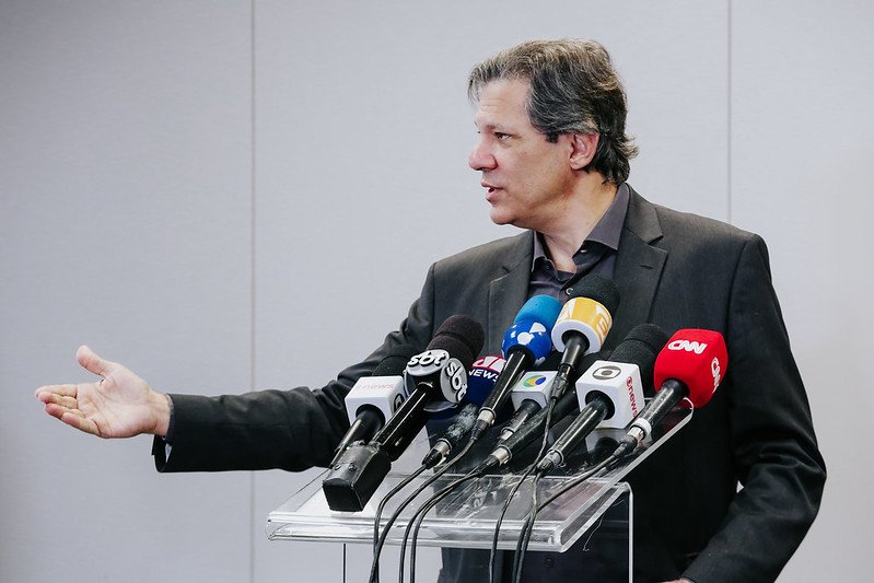 Haddad celebra resultado bimestral e diz que déficit zero depende de “pacto nacional”