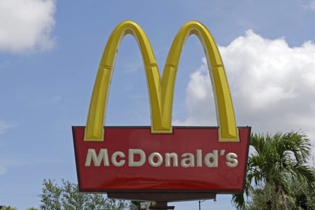 McDonald's nomeia CEO na presidência do conselho e contrata executivo da Kimberly-Clark como diretor independente | Empresas