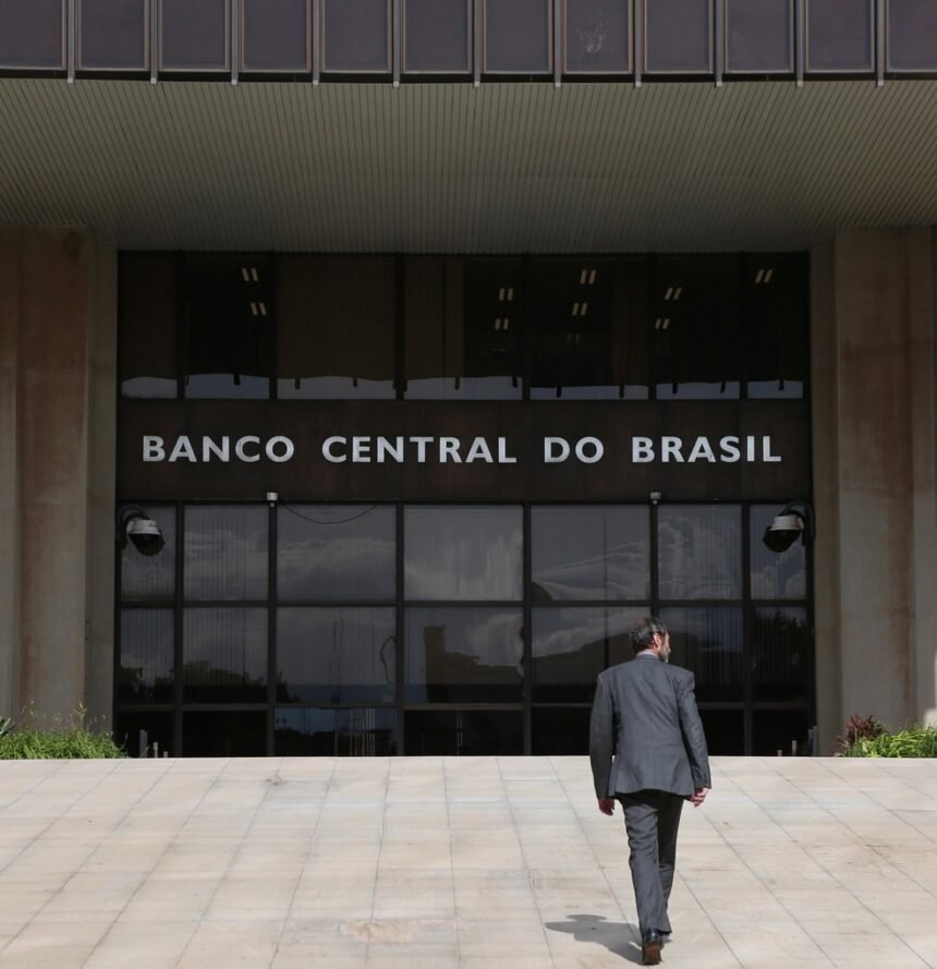 Prédio do Banco Central em Brasília — Foto: Michel Filho/Agência O Globo