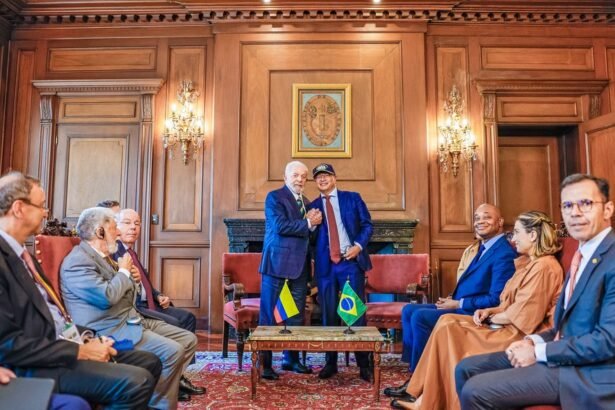 Reunião do presidente Luiz Inácio Lula da Silva com o colega colombiano, Gustavo Petro, na Casa de Nariño, em Bogotá, Colômbia, sede do governo colombiano — Foto: Ricardo Stuckert/PR