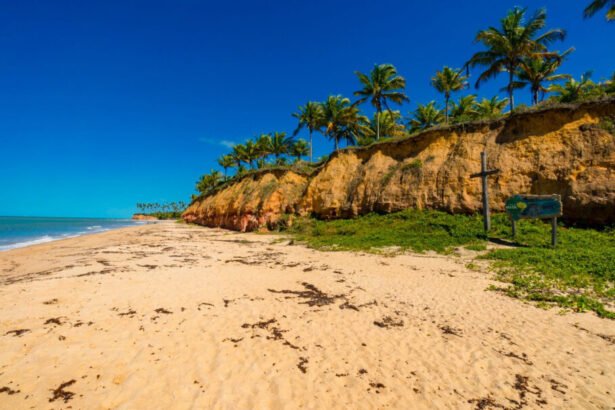 Conheça Barra do Cahy, a 'primeira praia' do Brasil