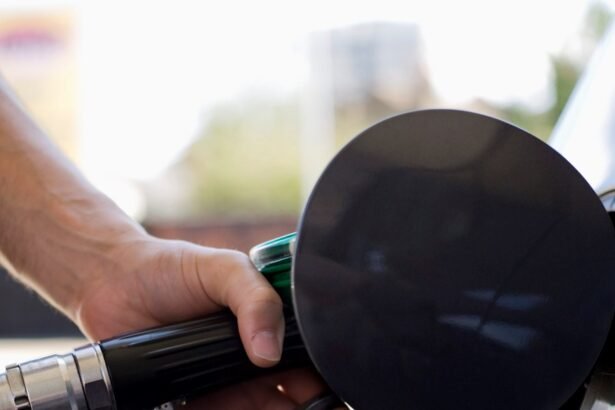 Baianos “torcem” por volta da Petrobras; BA tem gasolina mais cara que média no país