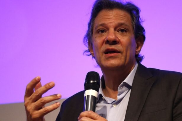 Haddad: tempo se esgota para definir meta fiscal factível para 2025