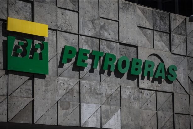 Petrobras fará parada de manutenção em refinaria de SP ao custo de R$ 160 milhões | Empresas