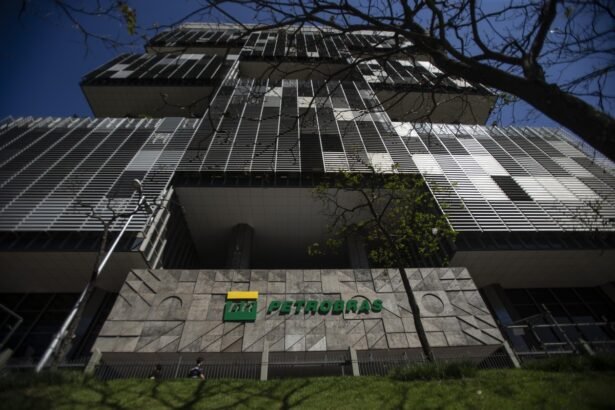 Petrobras nega conhecer qualquer decisão sobre substituição de Prates na presidência | Empresas