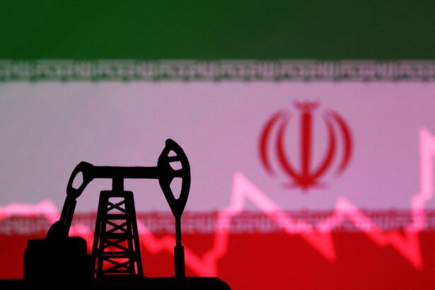 Petróleo deve ter pressão de curto prazo após ataque do Irã a Israel