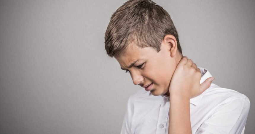 Quase 30% das crianças e dos adolescentes sentem dor em músculos, ossos e ligamentos, aponta estudo