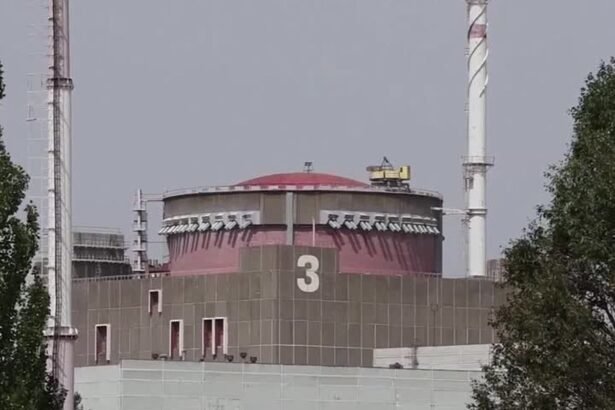 Rússia diz que Ucrânia atacou reator desligado em usina nuclear