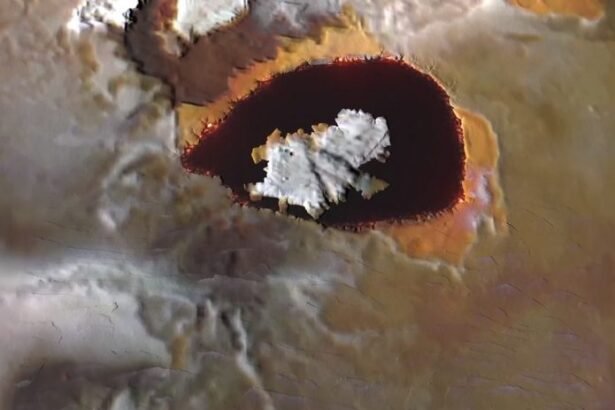 Sonda da NASA revela imagens de lago de lava em lua de Júpiter