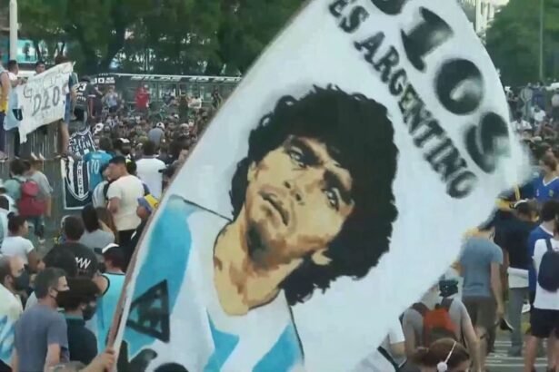 Filhas querem exumar corpo de Maradona e levá-lo a mausoléu perto da Casa Rosada