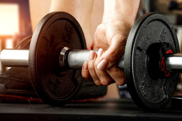 O que é mais importante na musculação: aumentar o peso ou as repetições?