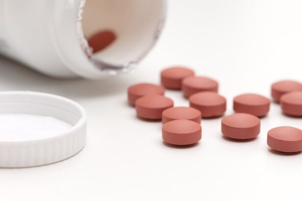 Ibuprofeno: o que é, para que serve, como tomar e as reações adversas