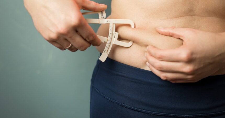 Percentual de gordura corporal: para que serve essa medida? Qual o jeito mais correto de conferi-la?