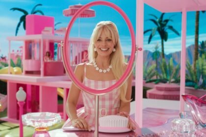 Cena do filme Barbie fez crescer busca pela especialidade de ginecologia na internet, diz estudo